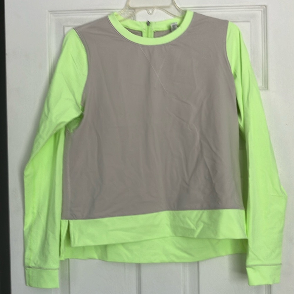 Lululemon Warm Up Crew long sleeved top